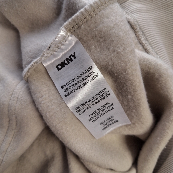 DKNY Mens Hoodie Pull Over Embroidered Logo w Drawstring & Kangaroo Pouch Biege - Picture 7 of 9